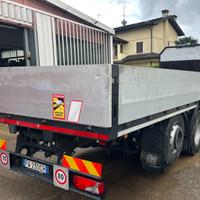 Cassone fisso con pali per trasporto ferro 7,10 mt