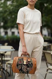 Mary Poppins style bag