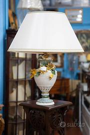 Lume con Vaso Decorato in Stile Classico – 24299
