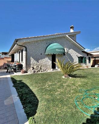 Villa di 110 m² con 4 locali a Roma