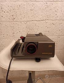 Proiettore diapositive Novamat con telecomando