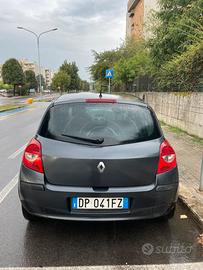 Renault clio 1.5 dci diesel 2009 con 225.000km