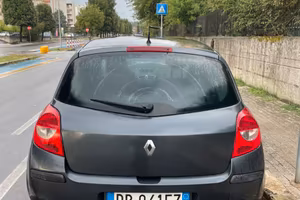 Renault clio 1.5 dci diesel 2009 con 225.000km