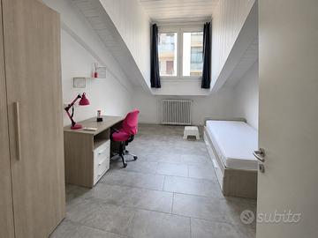 AMPIA STANZA SINGOLA-NAVIGLI/ROMOLO