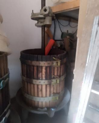 Torchio manuale