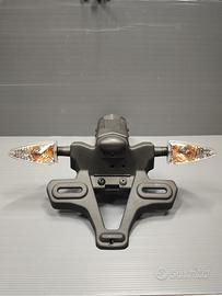 Porta targa Yamaha MT-125  2016 + frecce anteriori