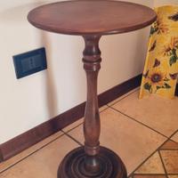 Piedistallo in legno