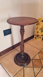 Piedistallo in legno