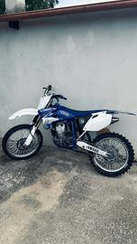 YAMAHA YZF 450 cross
