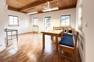 Casa con ufficio e zona abitativa a San Leonardo i