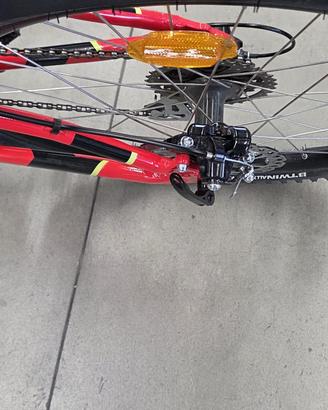 bicicletta rockrider st 900 bambino