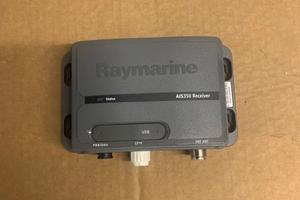 Raymarine (ricevitore AIS)