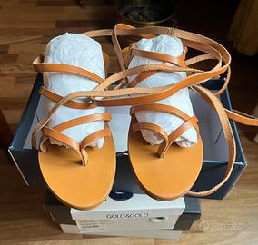 Sandali alla schiava