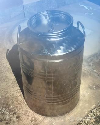 Fusto da 50 l in acciaio  senza rubinetto