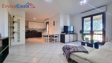 Appartamento a schiera con doppio giardino: comfor