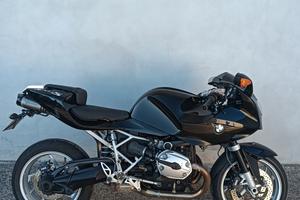 BMW r1200s 