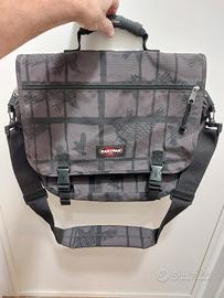borsa tracolla per computer o libri Eastpak
