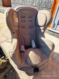 seggiolino bebè comfort