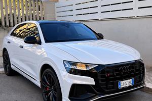 Audi SQ8 4.0 TFSI 507cv