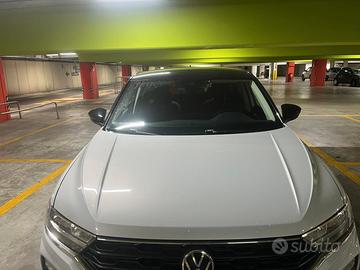  Volkswagen   T-Roc 