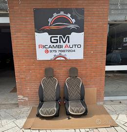 Lancia Ypsilon tappezzeria sedili interni completq