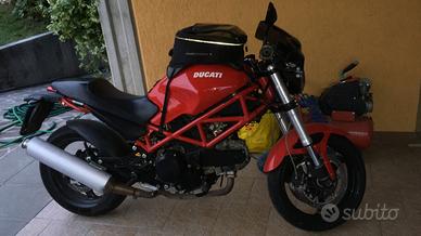 Ducati Monster 695