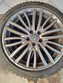 Cerchi da 18 pollici e gomme invernali Alfa Giulia