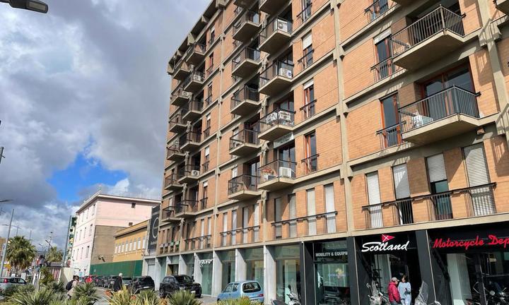 Ufficio Napoli [Cod. rif 3270692ACU] (Porto)