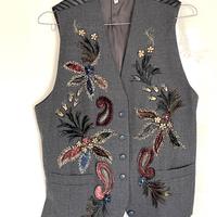 Gilet donna grigio con ricami fantasia