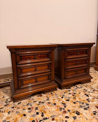 Coppia di comodini vintage