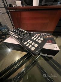 TRAKTOR KONTROL X1