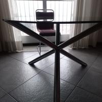 Tavolo design  + sedie