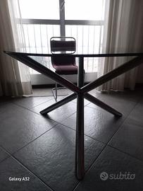 Tavolo design  + sedie