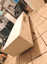 Mobile TV bianco in legno robusto