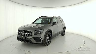 MERCEDES-BENZ GLB 200 d