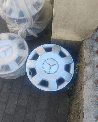 4 Copertura del cerchione MERCEDES