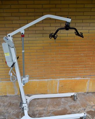 Sollevatore elettrico per anziani e disabili
