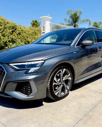 AUDI A3 Sportback S-line 2.0TDI S-tronic LED PELLE