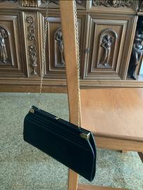 Borsa/ pochette elegante fine ma capiente