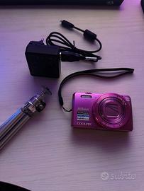 Nikon coolpix S7000