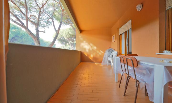 Lido Spina, bilocale grande terrazza mare vicino