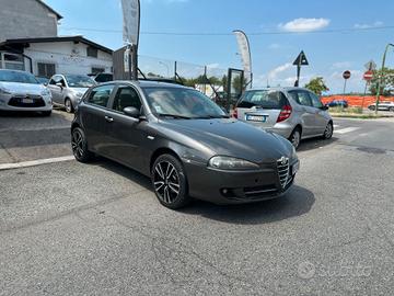 Alfa Romeo 147 1.6 16V TS (105) 5 porte Black Line