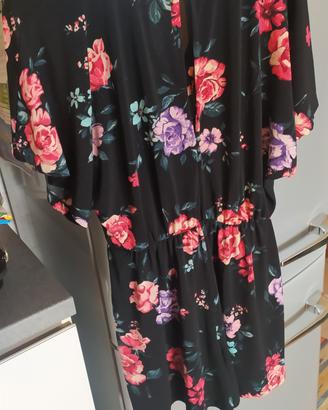 tutina corta con pantaloncino tg 40 Bershka 
