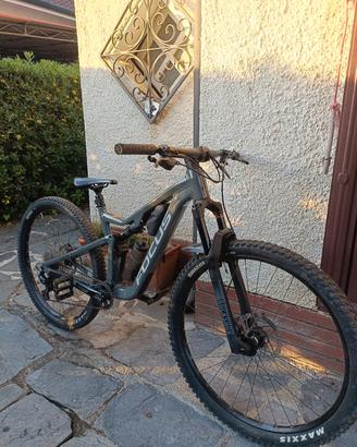 bici cross country/ enduro focus thron
