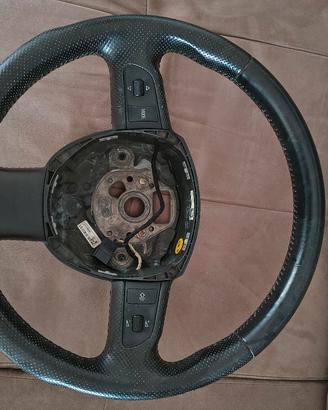 Volante Sportivo 3 Razze in Pelle Traforata Audi 