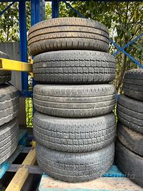 Gomme furgone 225/75 R15