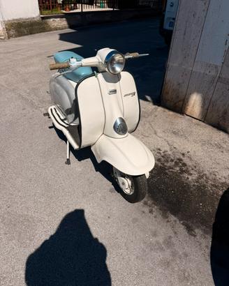 Vespa lambretta 125 1961