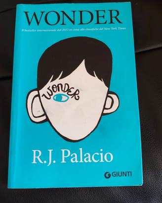 wonder romanzo di  R.J Palacio  