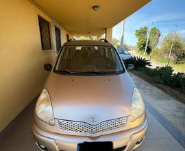 Toyota yaris verso 1.4 tdi