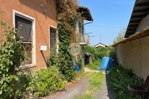 CASA SEMINDIPENDENTE A MOTTALCIATA